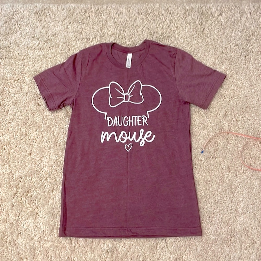 Disney style Daughter Minnie Mouse shirt NWOT